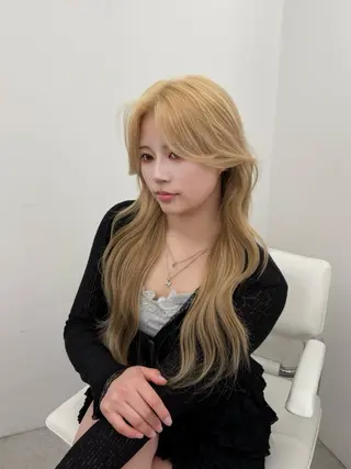 ロング カラー 韓国ヘア/レイヤー/ 顔まわり足立遥奈のヘアスタイル