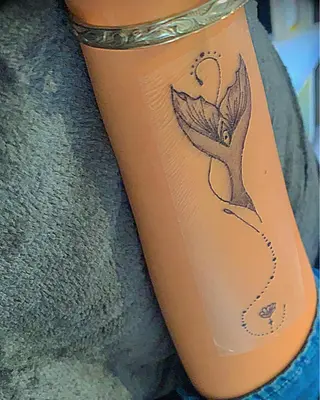 Lanhr所属・【Lanhr】 🕊aya🕊のマツエク・マツパデザイン