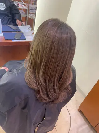 カラー アトレル Ihoのヘアスタイル