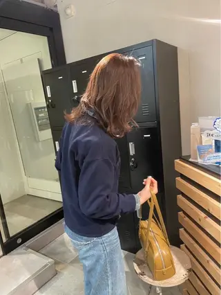 ミディアム カラー 中田 桃夏のヘアスタイル