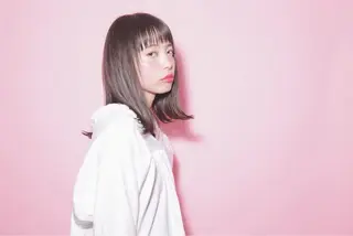 ミディアム カラー ハイライト、レイヤー カット/西梅田/中西のヘアスタイル