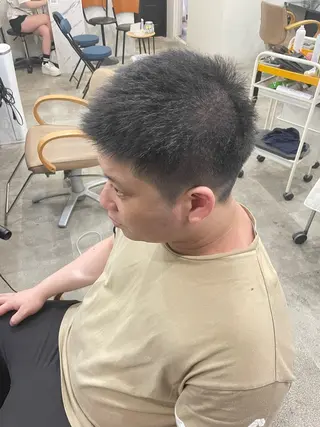 ショート メンズ 髙野 亮吾のヘアスタイル