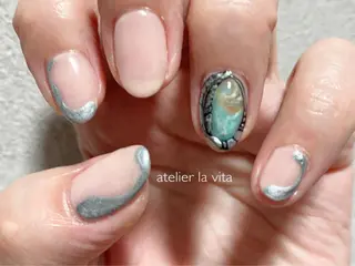 ネイル atelier la vita所属・lavita. mimuraのネイルデザイン