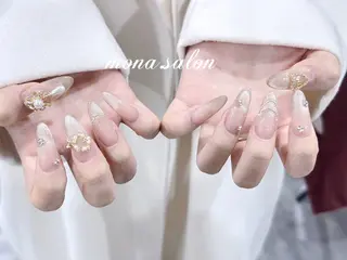 ネイル Mona【パラジェル ・長さ出し専門店】のネイルデザイン