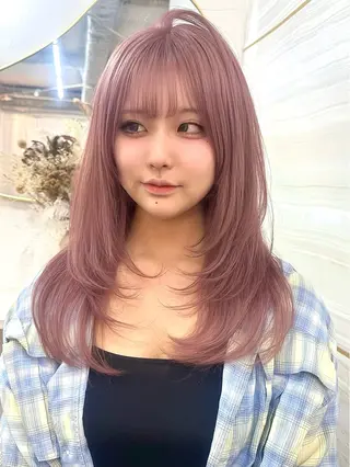 セミロング カラー 🦋高瀬寛菜🦋 韓国/ブリーチのヘアスタイル