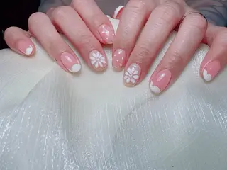 ネイル Yuxi Beauty salon 【ユーシィー ビューティ サロン】所属・ユーシーネイルサロン 池田公園店のネイルデザイン