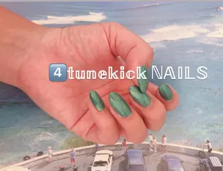 ネイル 4tunekick NAILS(フォーチュンキックネイルズ)所属・光森 淳子のネイルデザイン