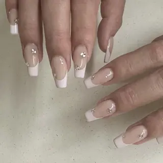 ネイル nailstudio eviz新宿店のネイルデザイン