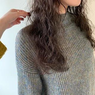 ロング パーマ AR.MARA hair  studio所属・AR.MARA サトウヒカルのヘアスタイル