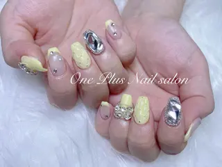 ネイル One Plus Nail Salonのネイルデザイン