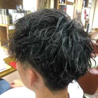 ショート パーマ メンズ 平賀 誠也のヘアスタイル
