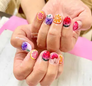 ネイル 石野 広佳のネイルデザイン