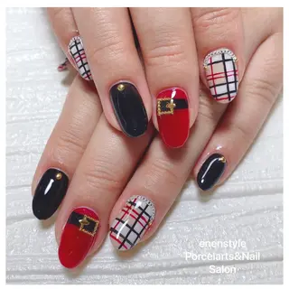 ミディアム ネイル マツエク・マツパ 👑enen style👑のネイルデザイン