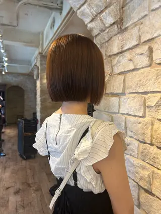 ショート Mei /オリーブ カラー/アレンジのヘアスタイル