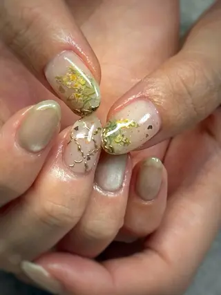 ネイル FIORITURA Maikoのネイルデザイン