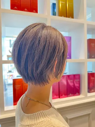ショート ブリーチカラー✨ 駒場　笙のヘアスタイル