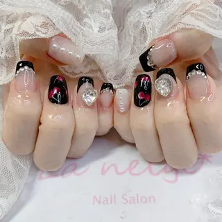 ネイル La neige* yuki 🥯🍑のネイルデザイン