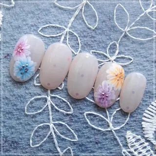 ネイル 山田 麻衣のネイルデザイン