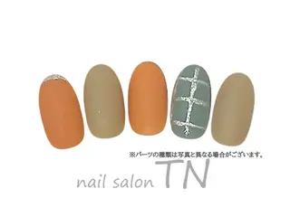 ネイル 矢川 まどかのネイルデザイン