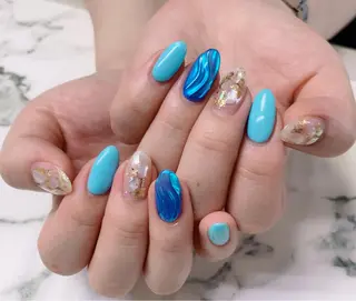 ロング カラー ネイル Q Free nailsのネイルデザイン