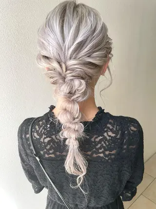 ロング ヘアアレンジ 沢田 瞳のヘアスタイル