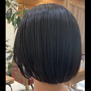 カラー オオダテ　シノミ 大人ショートのヘアスタイル