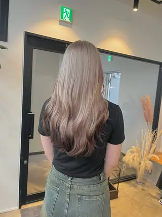 ロング カラー ハイトーンカラ ー/小川のヘアスタイル