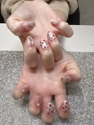 ネイル Guarendo錦糸町店所属・ガレンドウ 白澤 愛子のネイルデザイン