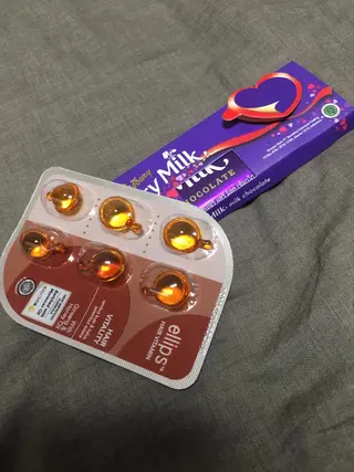 ロング カラー パーマ ヘアアレンジ メンズ キッズ ネイル マツエク・マツパ アニメ,Vオタク× 即効痩せエステサロンのエステ・リラクイメージ