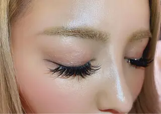 マツエク・マツパ SESUNNY セサ二ー　SAYAのマツエク・マツパデザイン