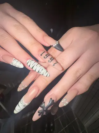 ネイル MITSUKI🪡 海外/個性派/ロングのネイルデザイン