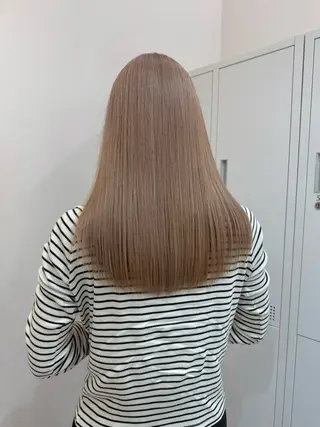 ロング 🐈ブリーチ/ベージ ュ/ボブmiyu🐈のヘアスタイル