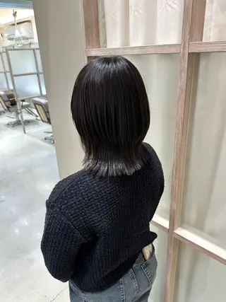 ミディアム N,SOL / 岩上 新大のヘアスタイル