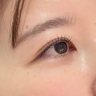 マツエク・マツパ 倉地 更彩のヘアスタイル