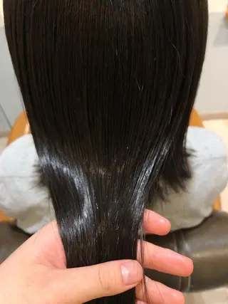 ミディアム カラー ヘアアレンジ 🩰オリーブ/ ベージュ松本咲花🩰のヘアスタイル