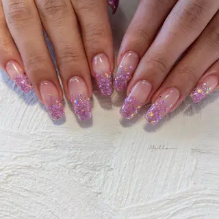 ネイル mayu 𓃠のネイルデザイン