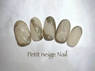 ネイル 山賀 小雪のネイルデザイン