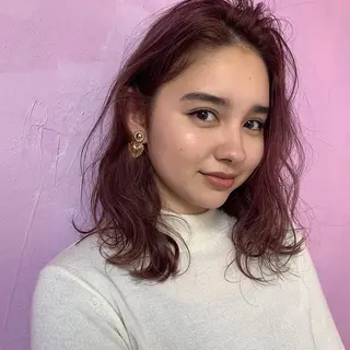 ミディアム 代表山口ひな 髪質改善のプロのヘアスタイル