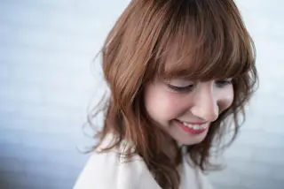 ミディアム カラー パーマ ヘアアレンジ カルラ　蒲田店所属・大久保寿高✨ なりたい色を叶える✨のヘアスタイル