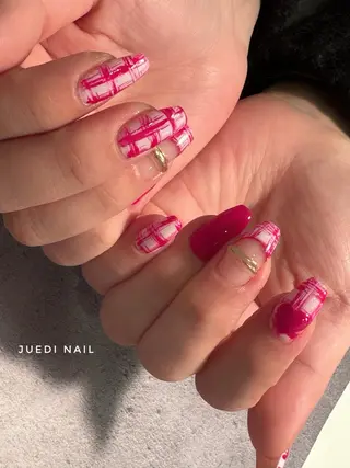 ネイル juedi nail(木曜日のネイル)所属・juedi nail 〜木曜日のネイル〜のネイルデザイン