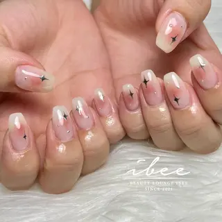 ネイル ibee nail 🤍yumiのネイルデザイン