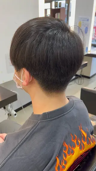 ショート メンズ 吉田 隆之介のヘアスタイル