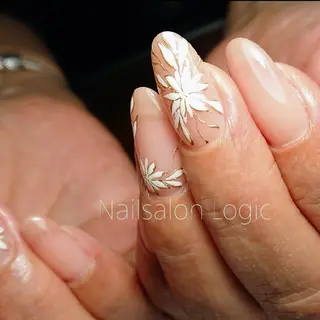 ネイル Nailsalon Logicのネイルデザイン