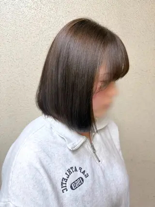 ミディアム カラー ツヤ重視 ワンカラー🫧Mioのヘアスタイル