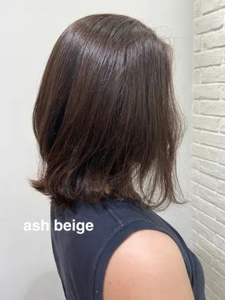 ミディアム カラー merc.🌿💚 八幡真衣のヘアスタイル