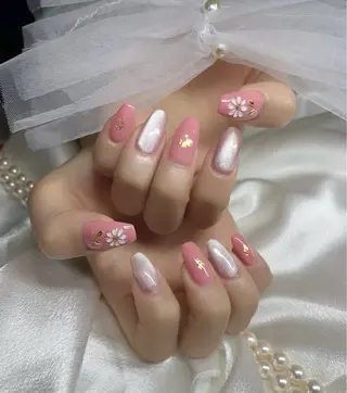 ネイル YOLO NAILのネイルデザイン
