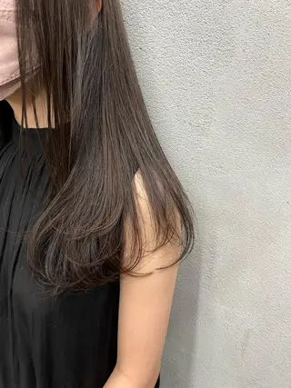 セミロング カラー 🌱小顔魅せカット 透明感カラー/泉綺のヘアスタイル