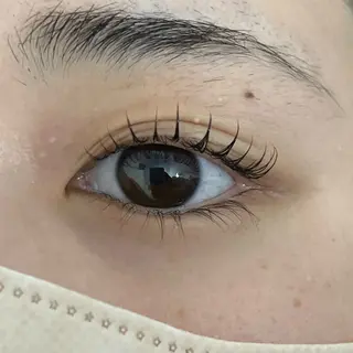 マツエク・マツパ ブリーチなしカラー ダブルカラーエクステのヘアスタイル