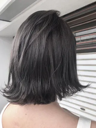 ショート カラー レイヤーカット匠 イソザキノリユキのヘアスタイル