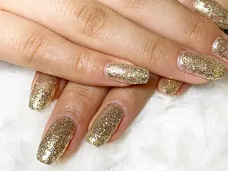 ネイル 新山 聖のネイルデザイン